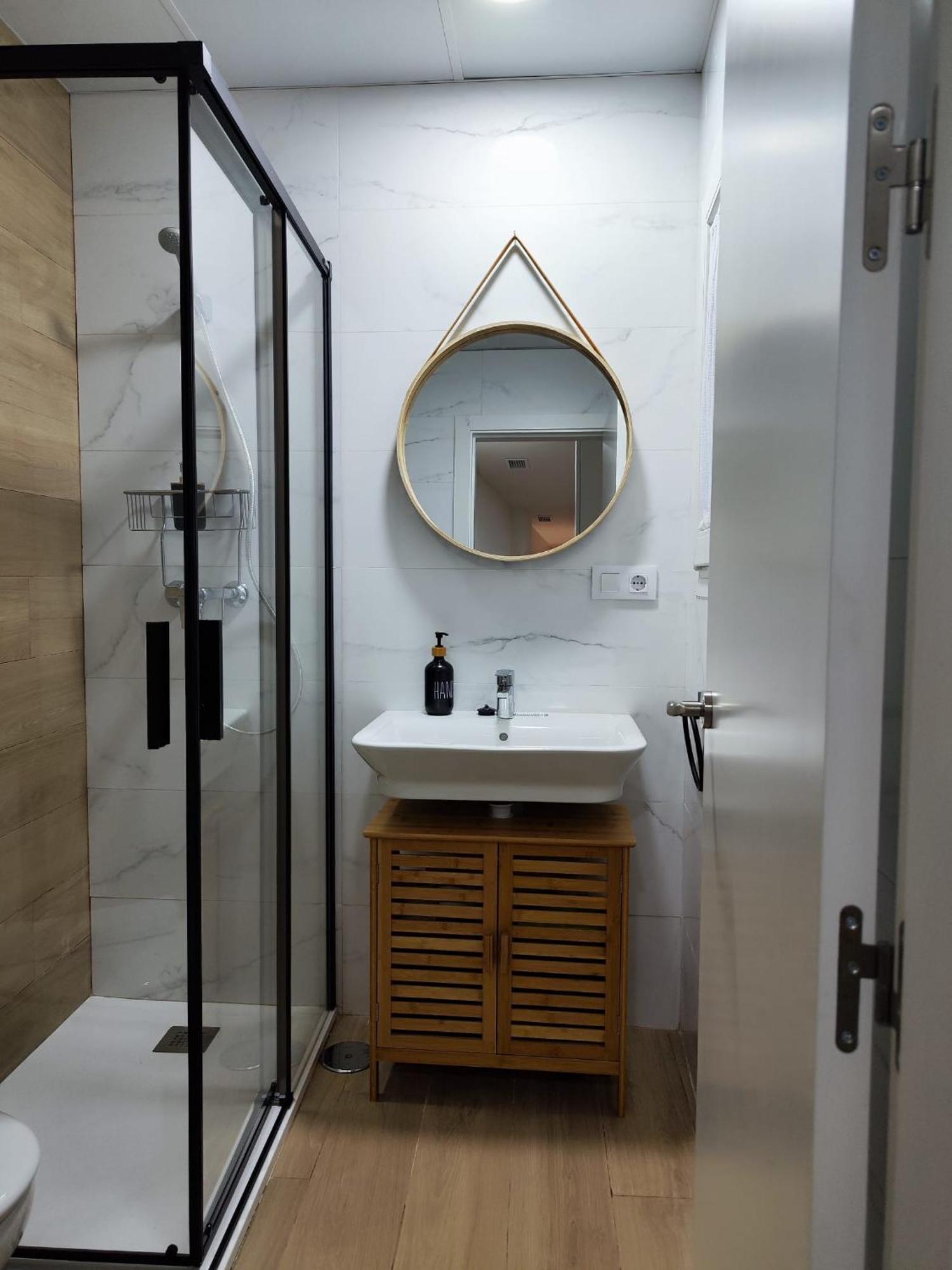 Apartamento La Concha Little Apartments Cadiz Luaran gambar